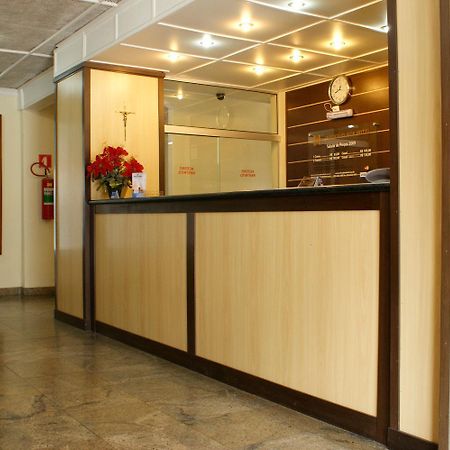 Antico Plaza Hotel 타우바테 외부 사진